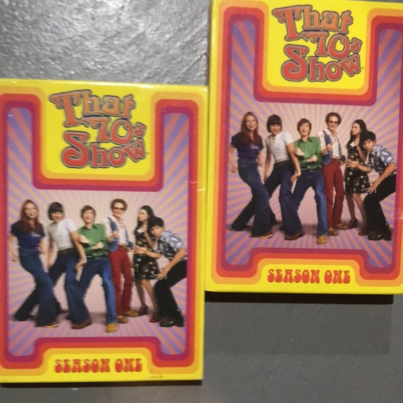 That 70s Show/Season1-(4)dvds - Picture 2 of 4